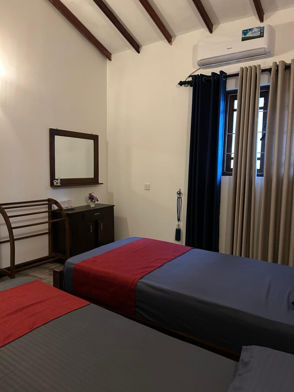 4th Mile Resort Bed and Breakfast in Sri Lanka