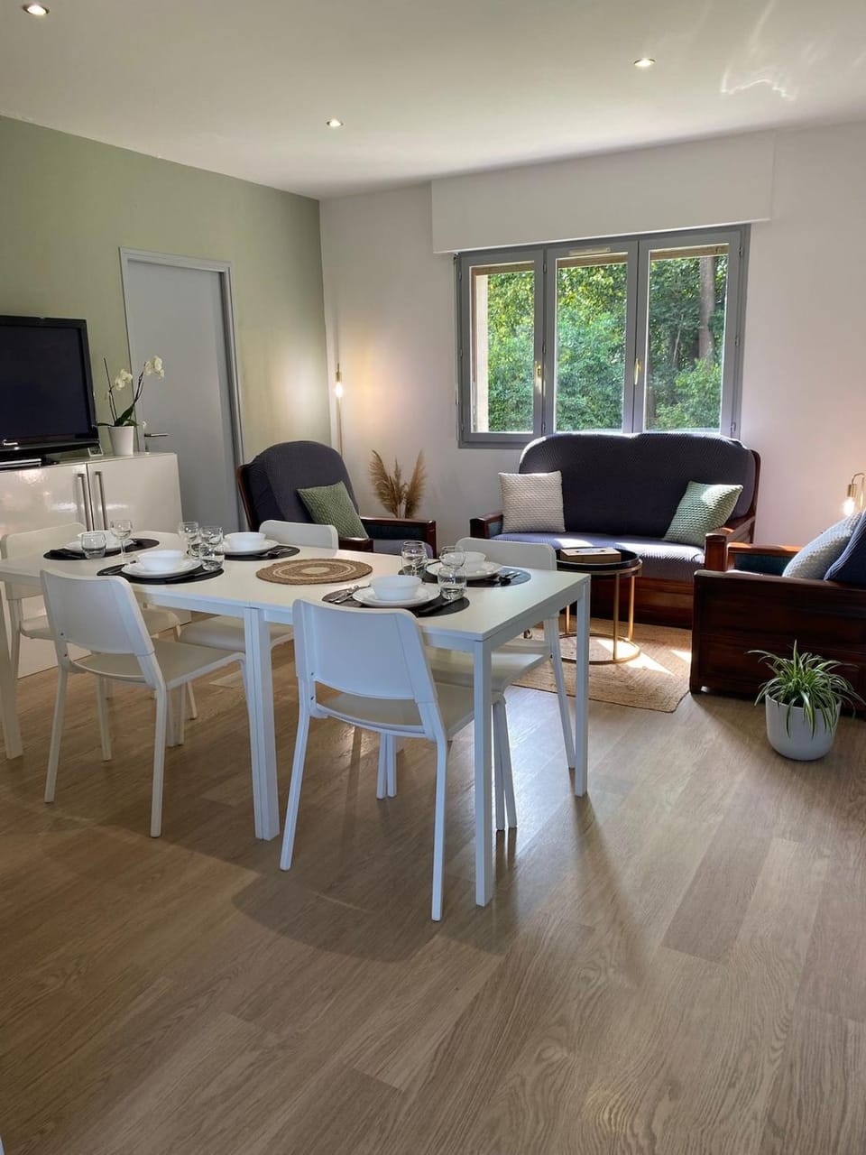 Gîte 2 personnes avec séjour et cuisine House in Wallonia, Belgium