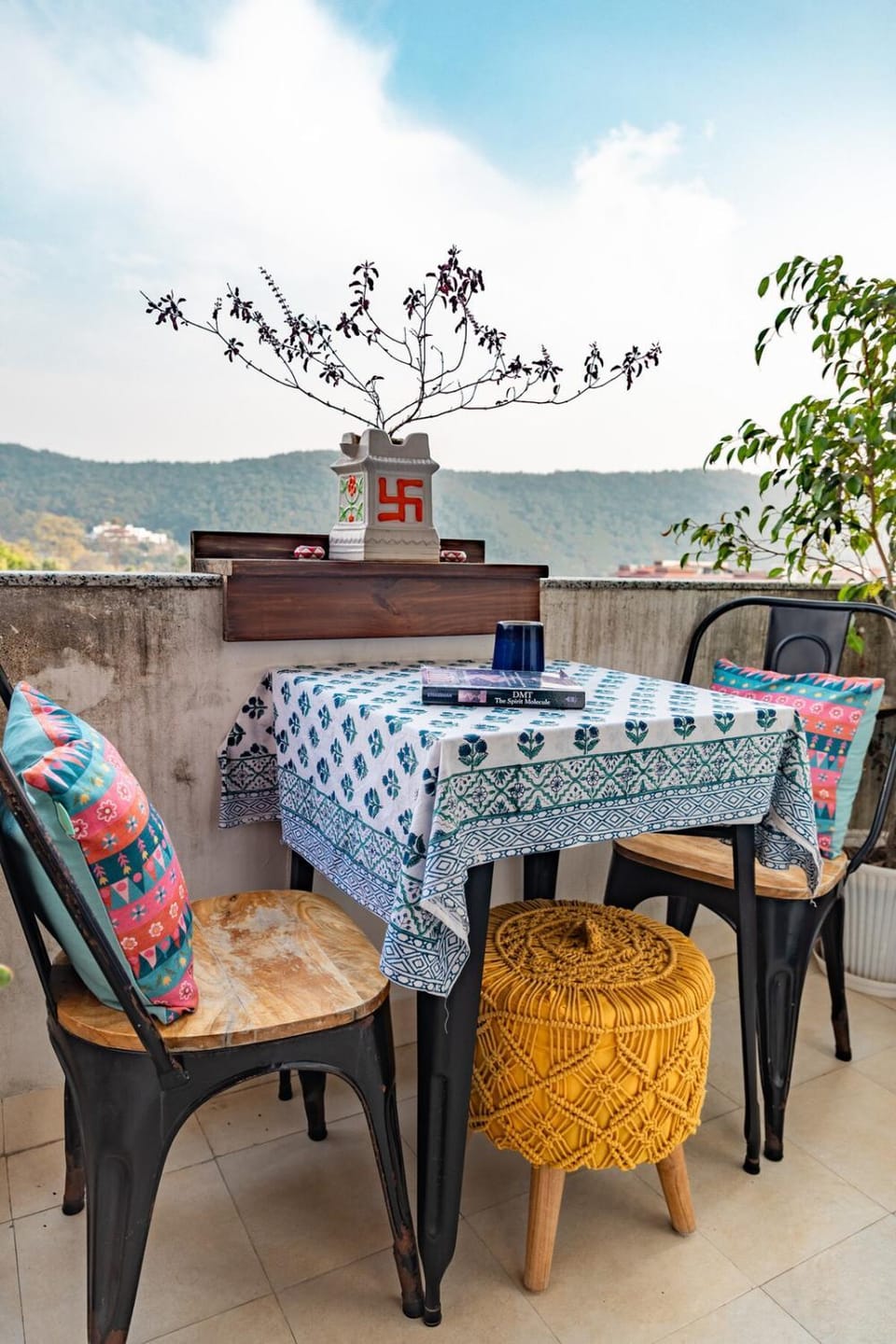 Balcony/Terrace, Mountain view