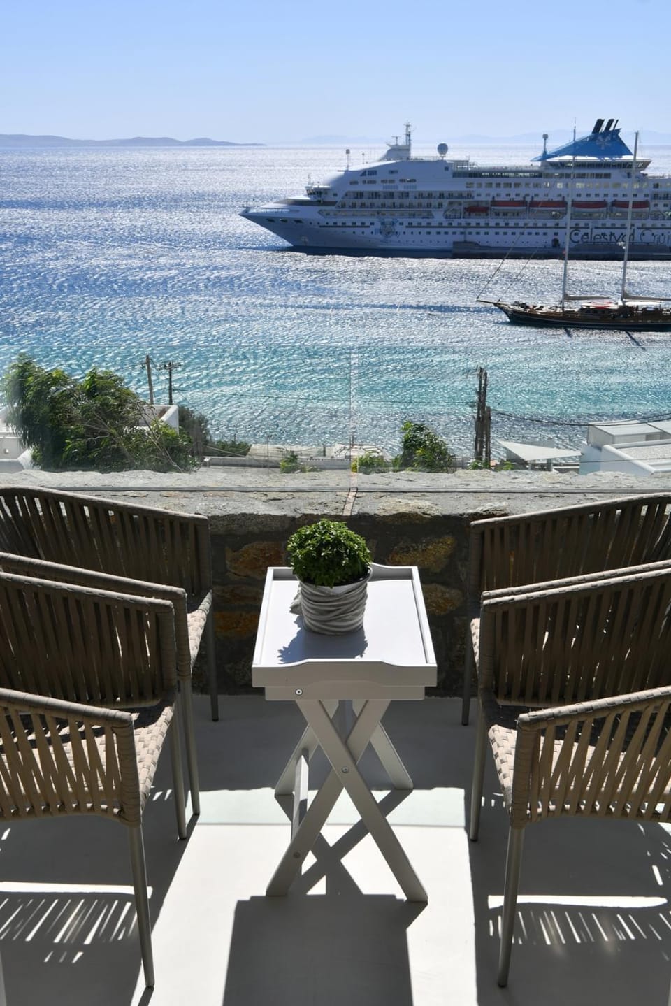Tourlos Seaview Villa Mykonos Villa in Mykonos, Mikonos 846 00, Greece