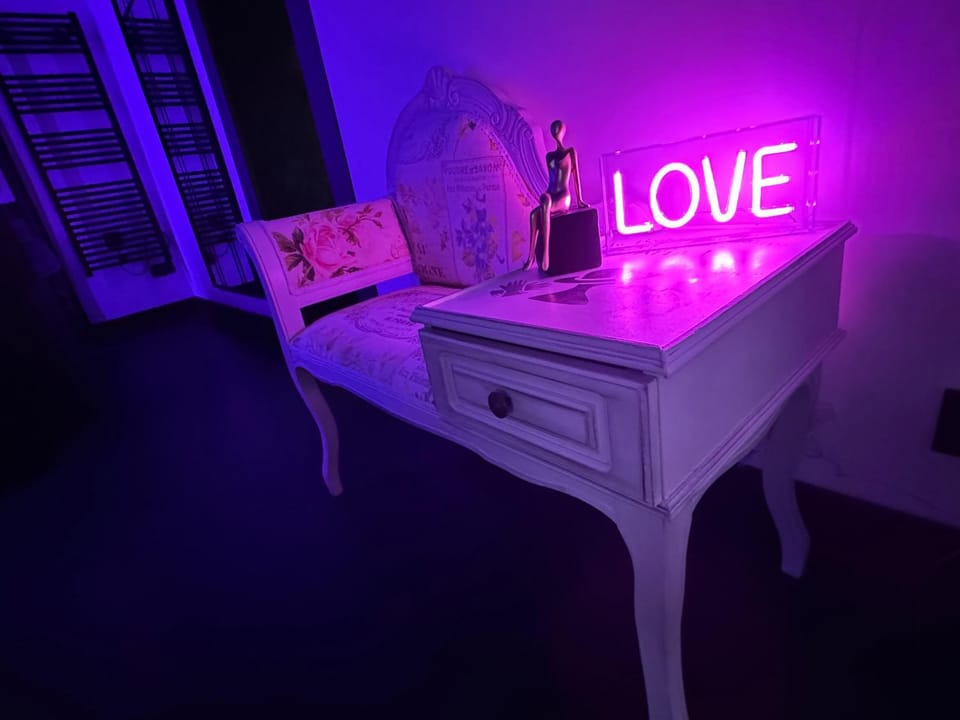 Love room spa et bien etre avec jacuzzi et sauna House in Pays de la Loire