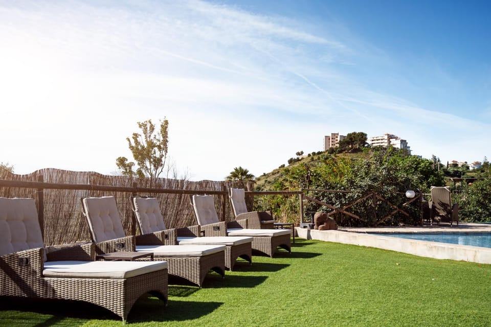 Swimming pool, sunbed