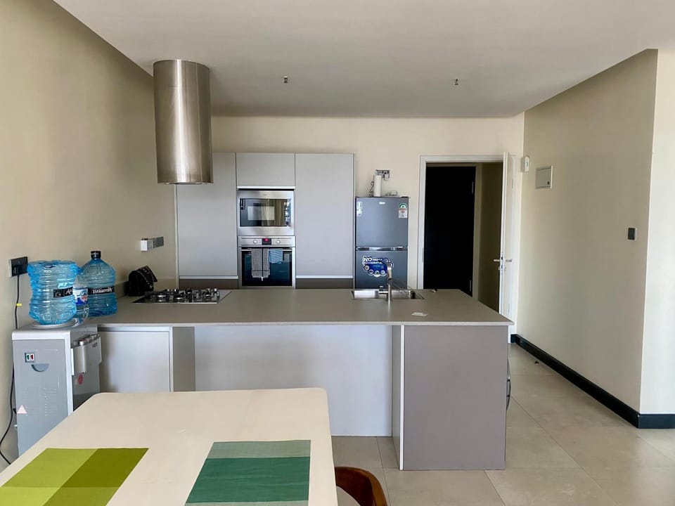 Kitchen or kitchenette, oven