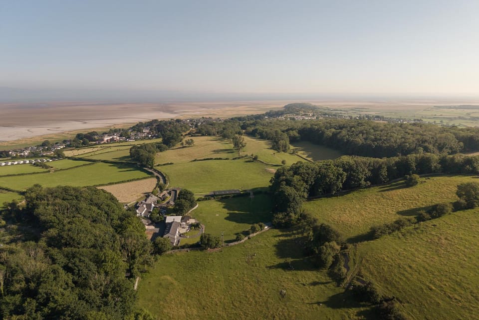 The Lookout - Ridgestone Apartment in England