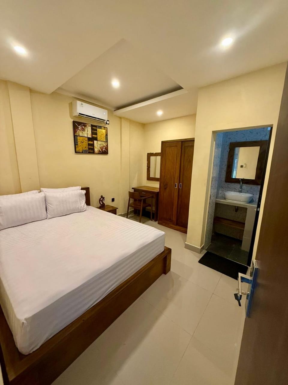 Alena Bed and Breakfast in Kuta Selatan