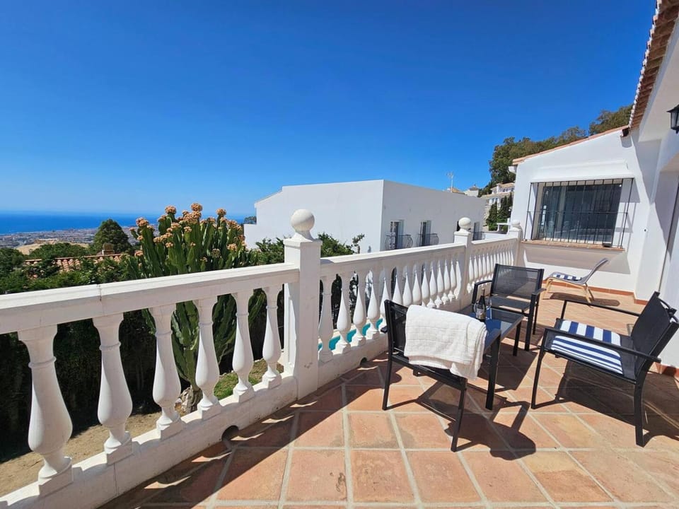 Villa with pool in the center of Mijas pueblo House in Mijas