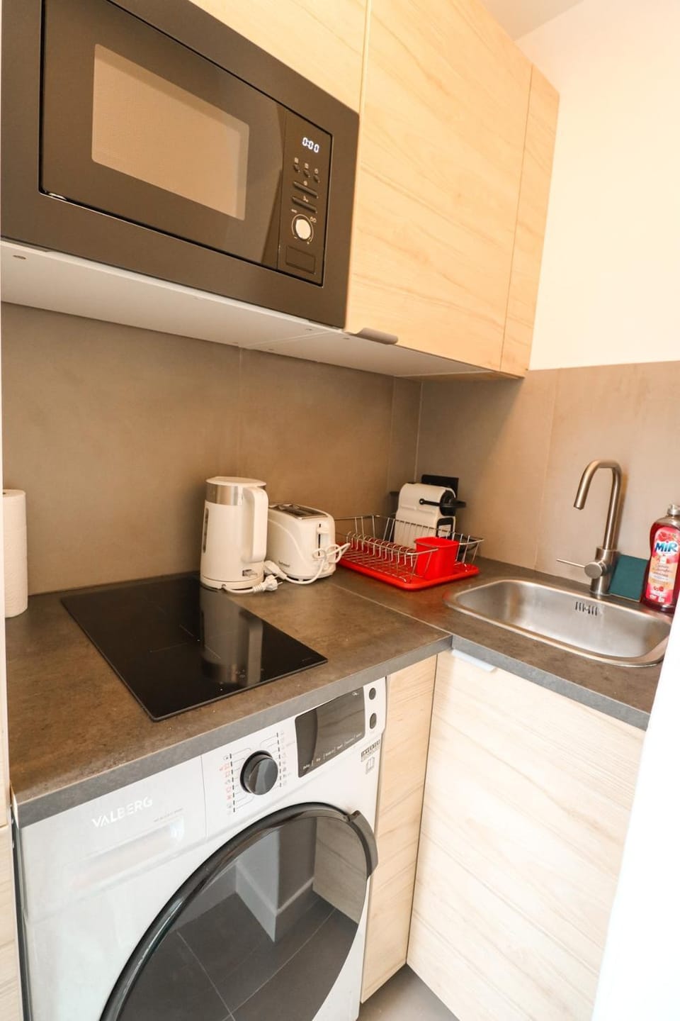 Stylish Studio Close to the Eiffel Tower Apartment in Paris