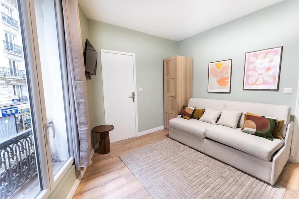 Stylish Modern Studio near Gare de Lyon Apartment in Paris