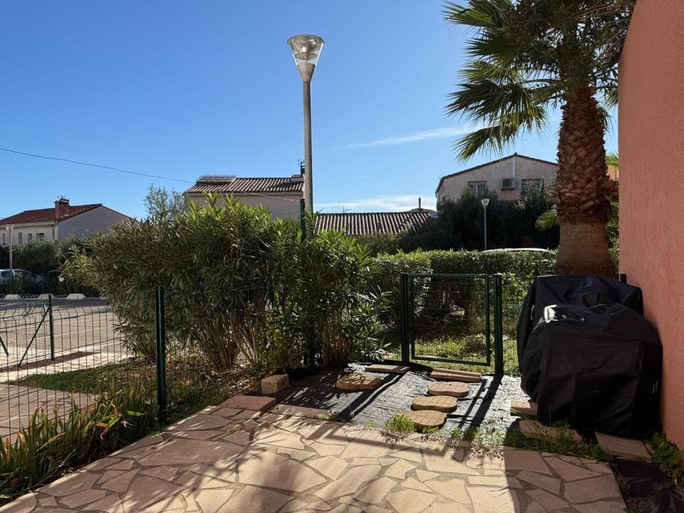 Banyuls-sur-Mer: Appartement Vue Mer, Terrasse, Parking Privé, 4 Personnes Apartment in Port-Vendres