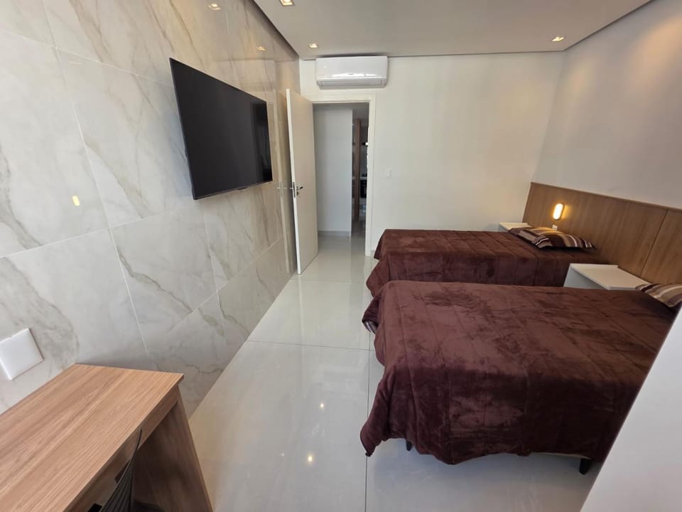 Lateral Mar lindo Copacabana Apartment in Rio de Janeiro