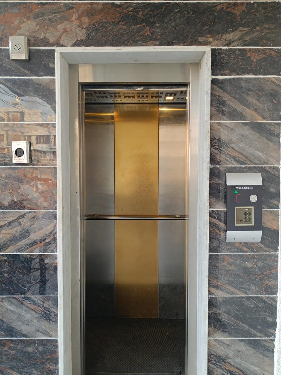 elevator