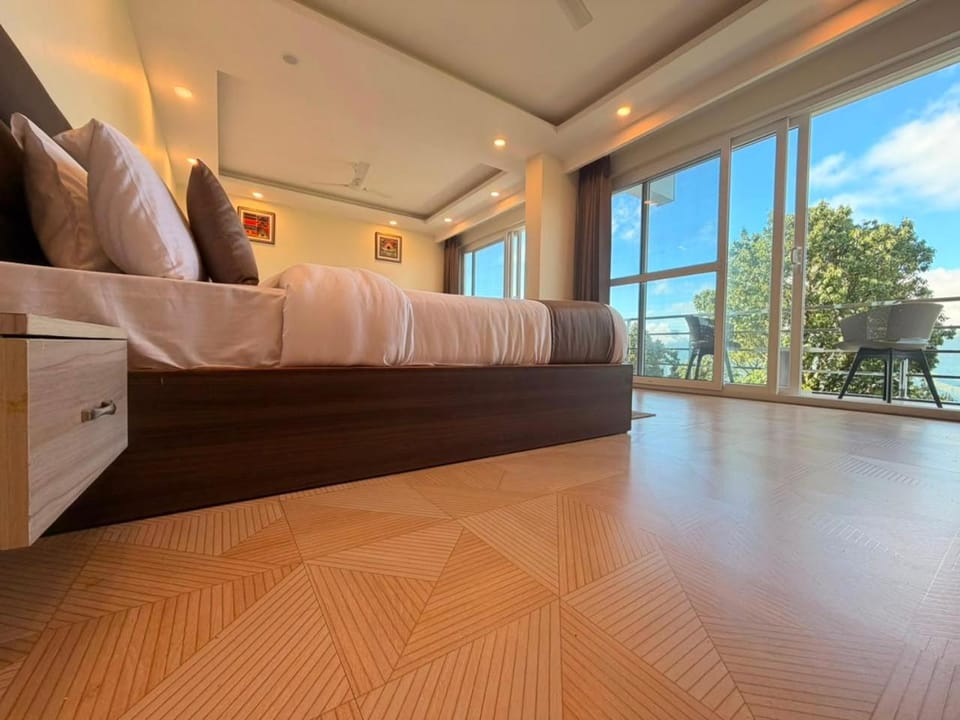 The Hill Heaven A Luxury Property With Balcony & Mountain View Rooms Hotel in Uttarakhand