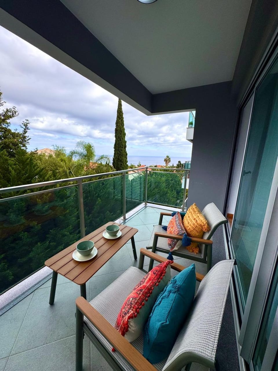 Ocean View Oasis Funchal with Parking Apartment in Funchal