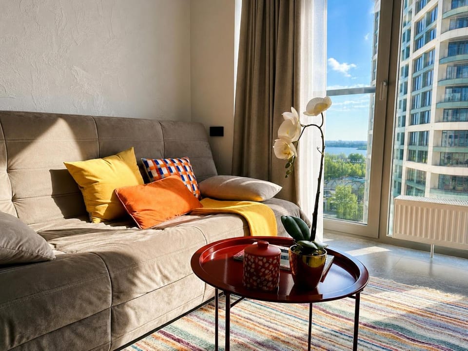 Living room, Seating area, City view, River view