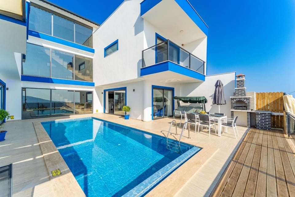 Luxury Sea View Villa with Private Heated Pool & Outdoor Pool in Kalkan Villa in Kalkan Belediyesi