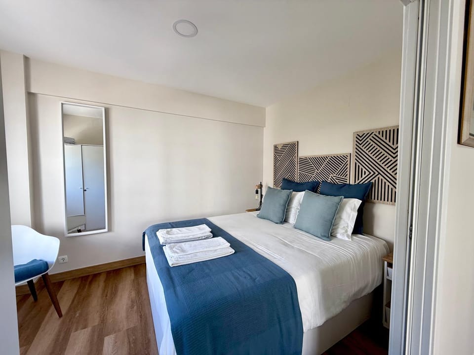 Lovely & Comfy III - Checkinhome Apartment in Estoril