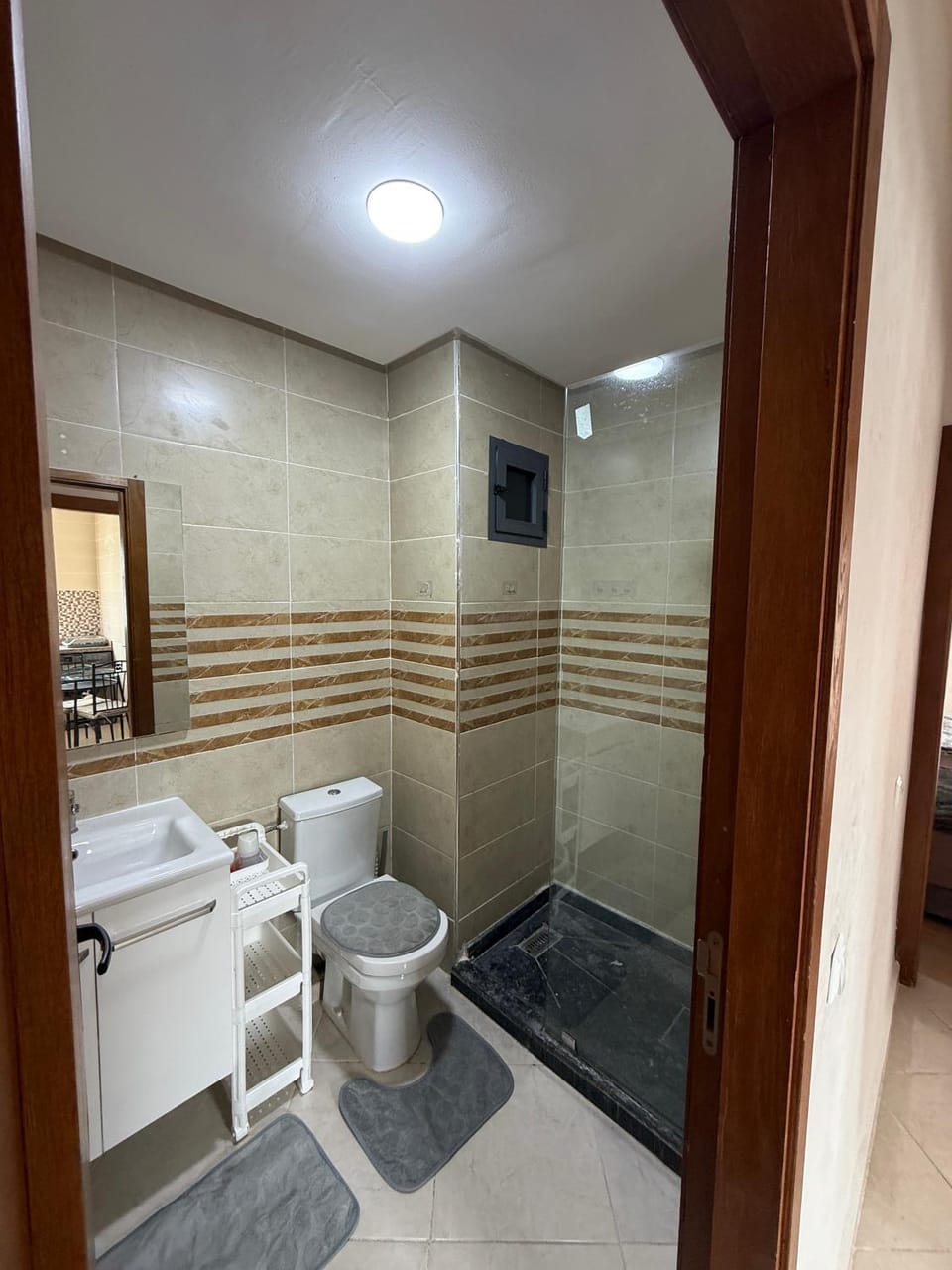 Cosy appartement à 3 min de Macdonald et gare de train Apartment in Rabat-Salé-Kénitra