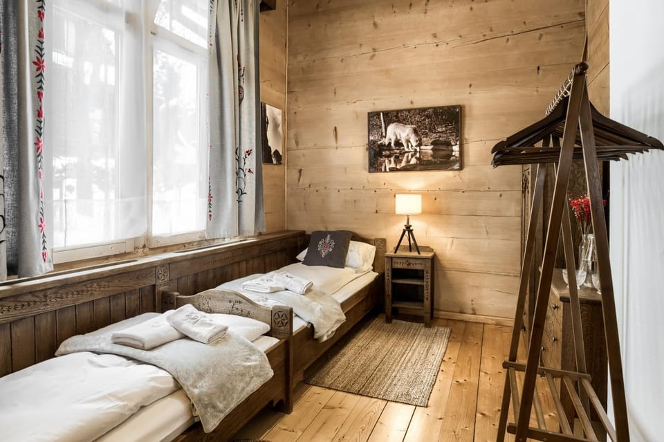 Bed, children, young children, older children, older children