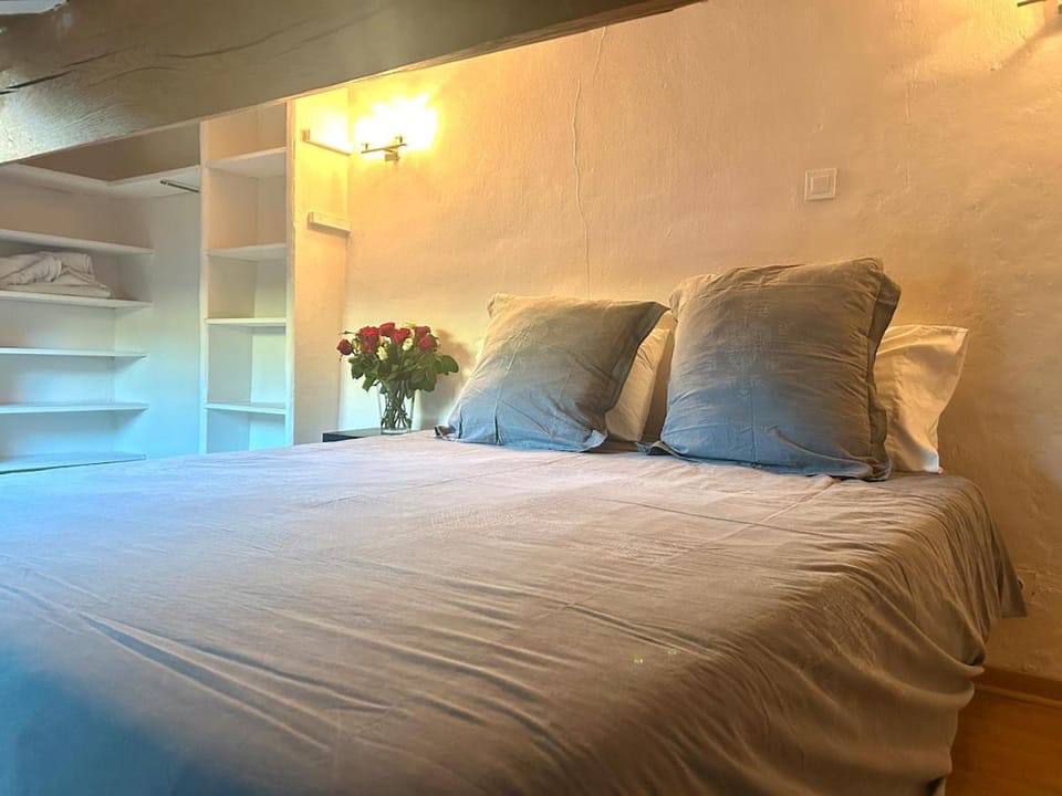 Charmante maison de village avec clim et parking à proximité d'Aix-en-Provence House in Aix-en-Provence