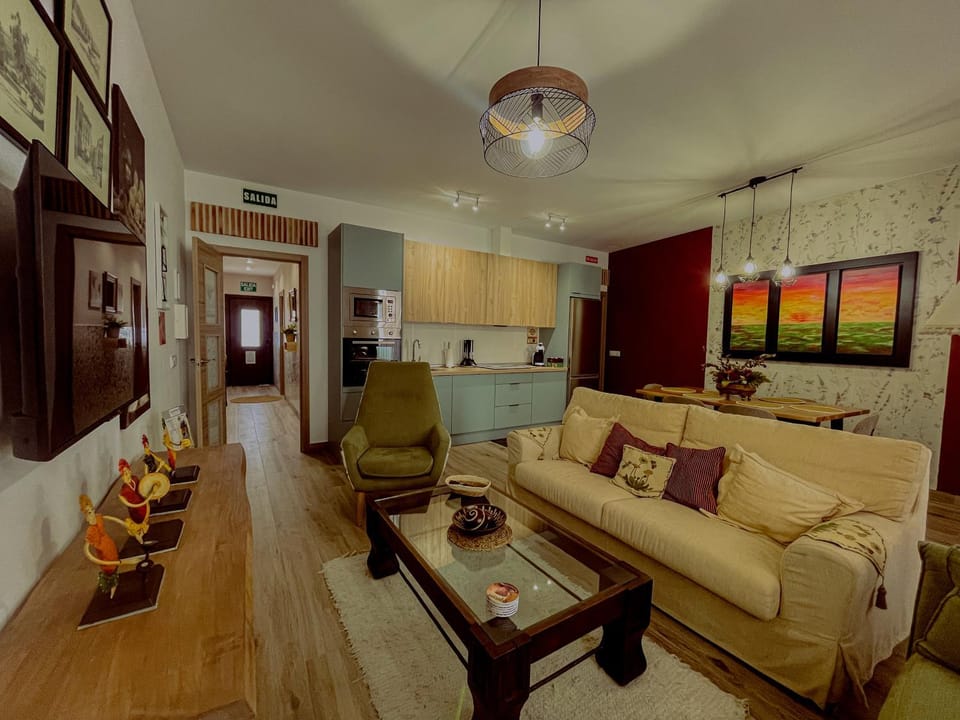 TV and multimedia, Kitchen or kitchenette, Living room, Dining area