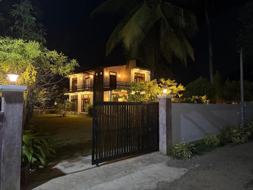 Yehens Villa with private pool Apartment in Southern Province