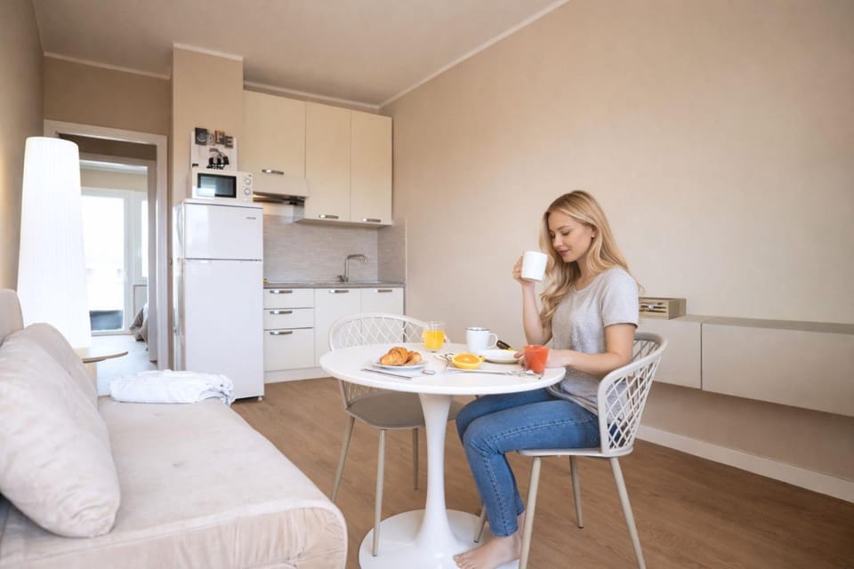 Breakfast, kitchen