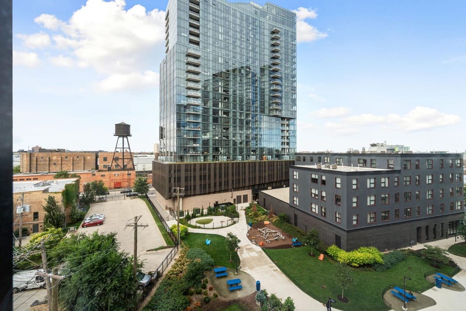 Property building, Spring, Neighbourhood, City view, Street view