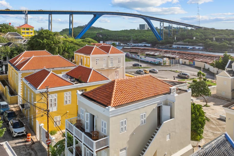 Property building, Bird's eye view, City view