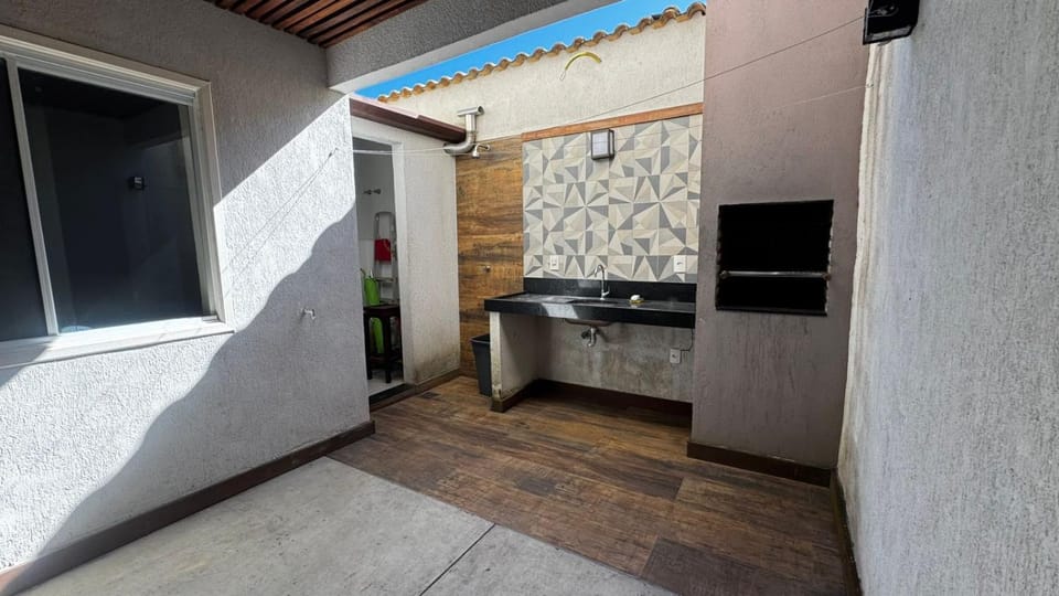 BBQ facilities, Parking