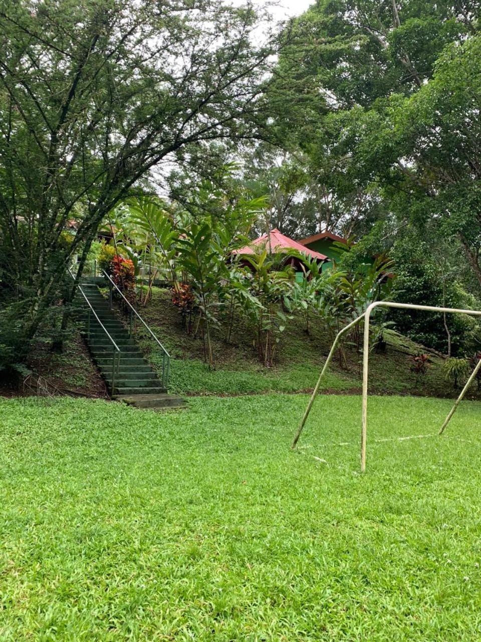 Cabañas Luz de Luna Nature lodge in San José Province