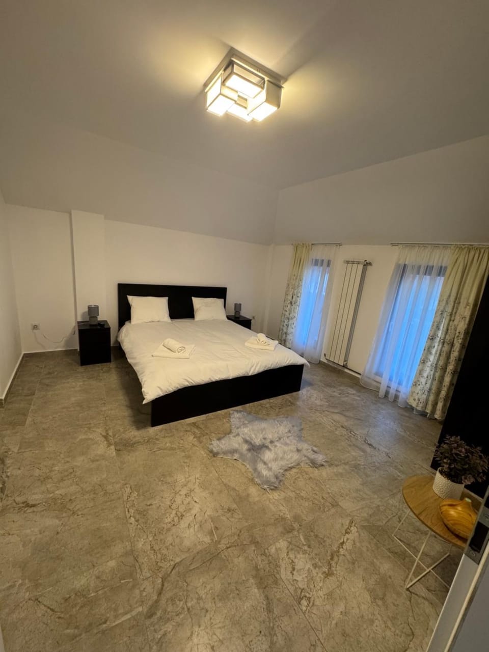 Pensiunea Casa Văduva Bed and Breakfast in Brașov County