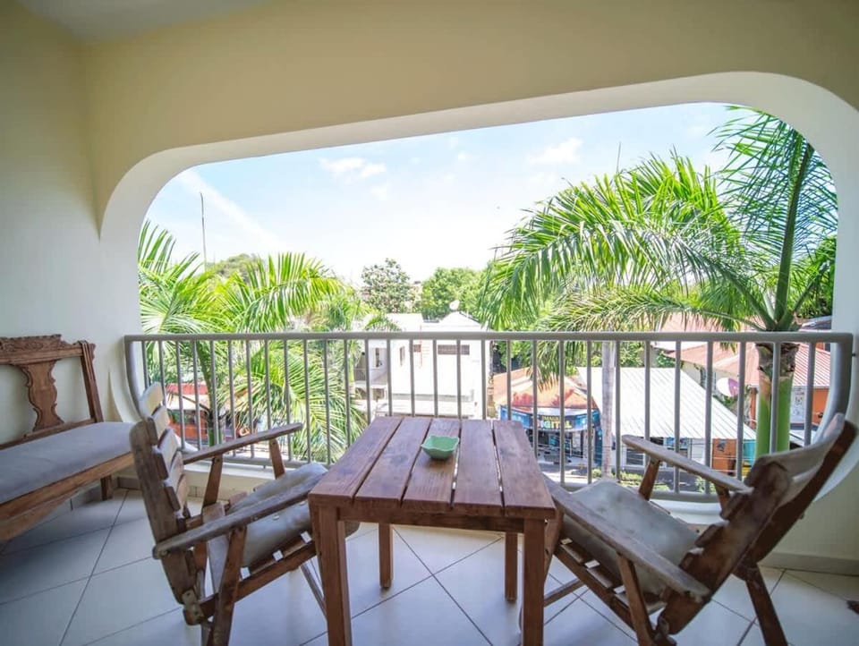 Plaza Achim 2BR APT heart of nightlife area Apartment in Sosua