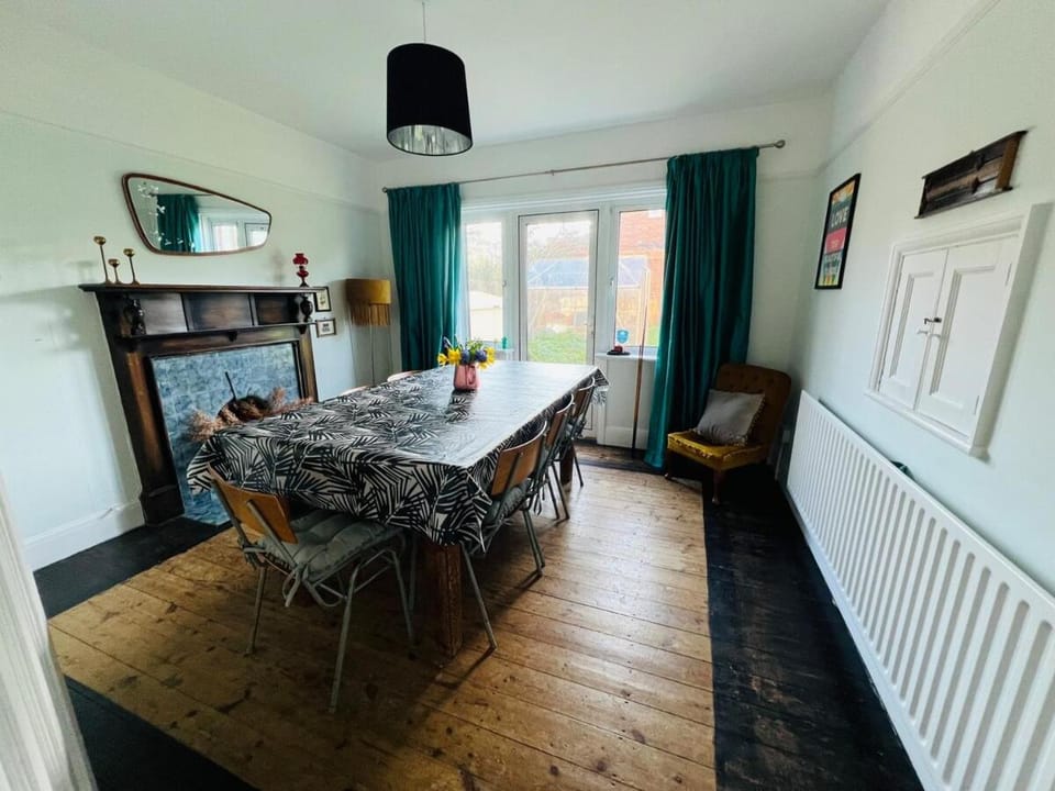 Seaview House, Westgate Family Getaway House in Margate