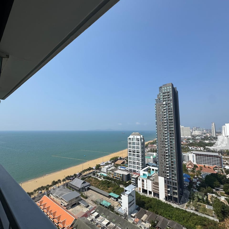 Stunning Sea View Fl26th Apartment Pattaya Unique and Peaceful Escape Adults Only Apartment in Pattaya City