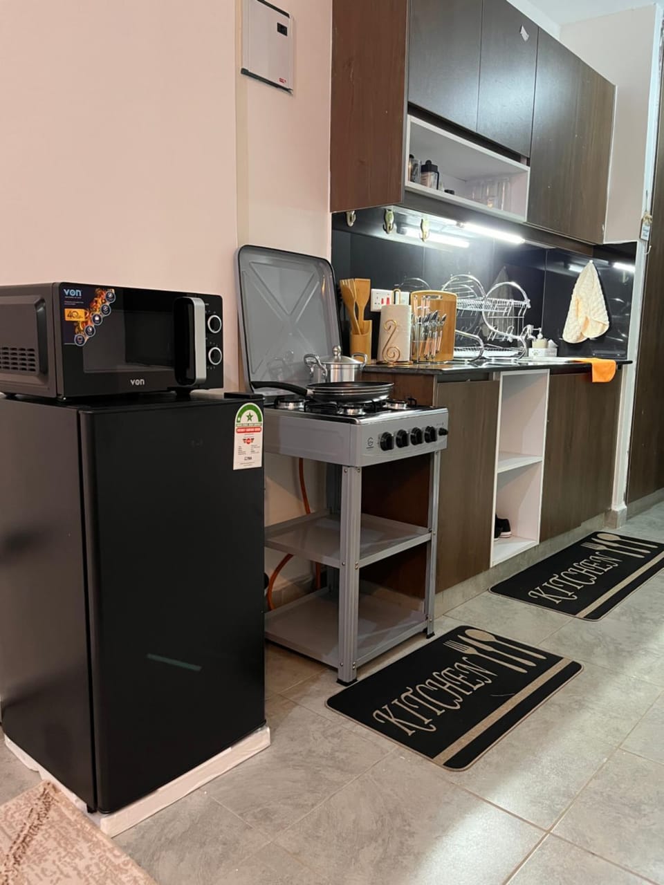 Kitchen or kitchenette