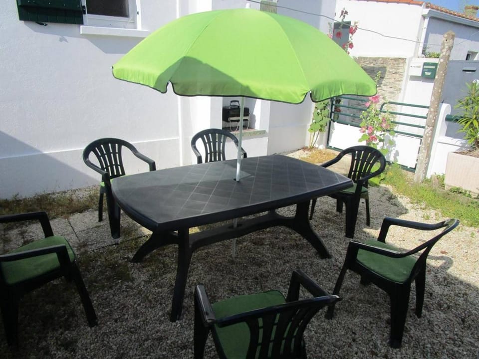 SG000-035 Mais 4 pièces 6 couchages SAINT GILLES CROIX DE VIE Villa in Saint-Gilles-Croix-de-Vie