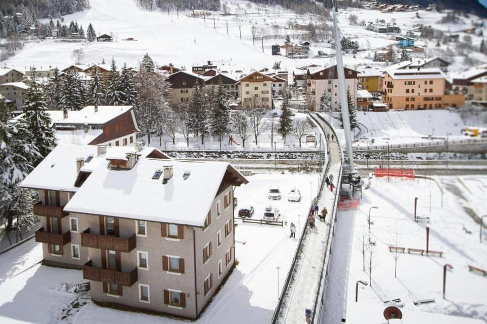 Property building, Neighbourhood, Natural landscape, City view, Mountain view