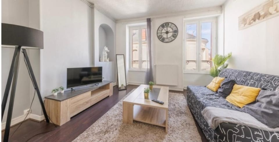 Appartement centre Montlucon Apartment in Montluçon