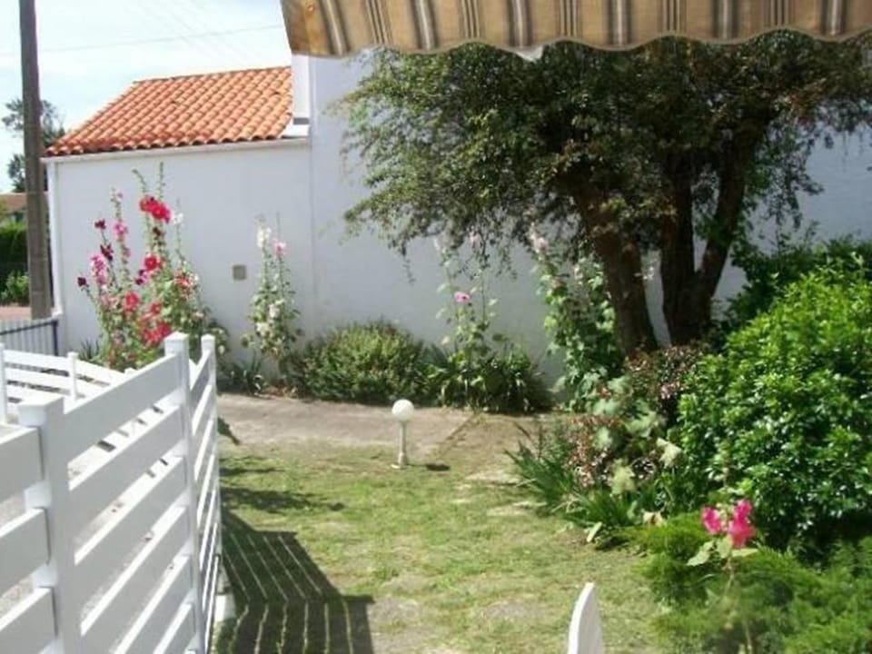 Le Vent du Large à 80 m Mer Apartment in Vaux-sur-Mer