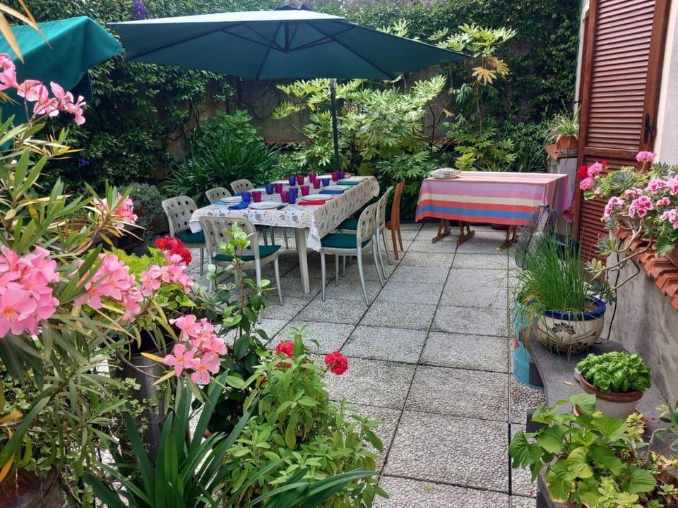Patio, Balcony/Terrace, Garden view, Inner courtyard view