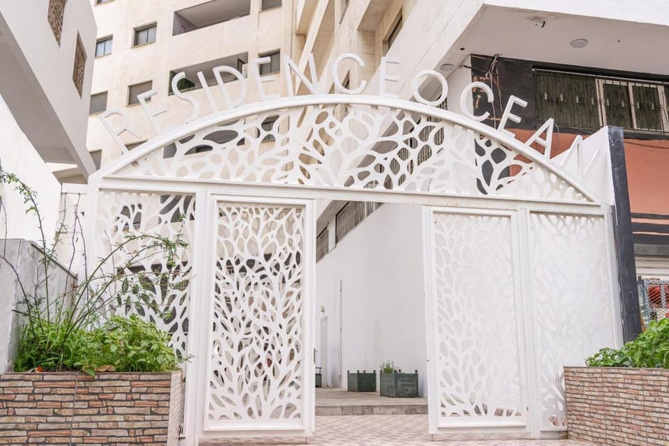 Sea View Apartment in Heart of Corniche Apartment in Tangier