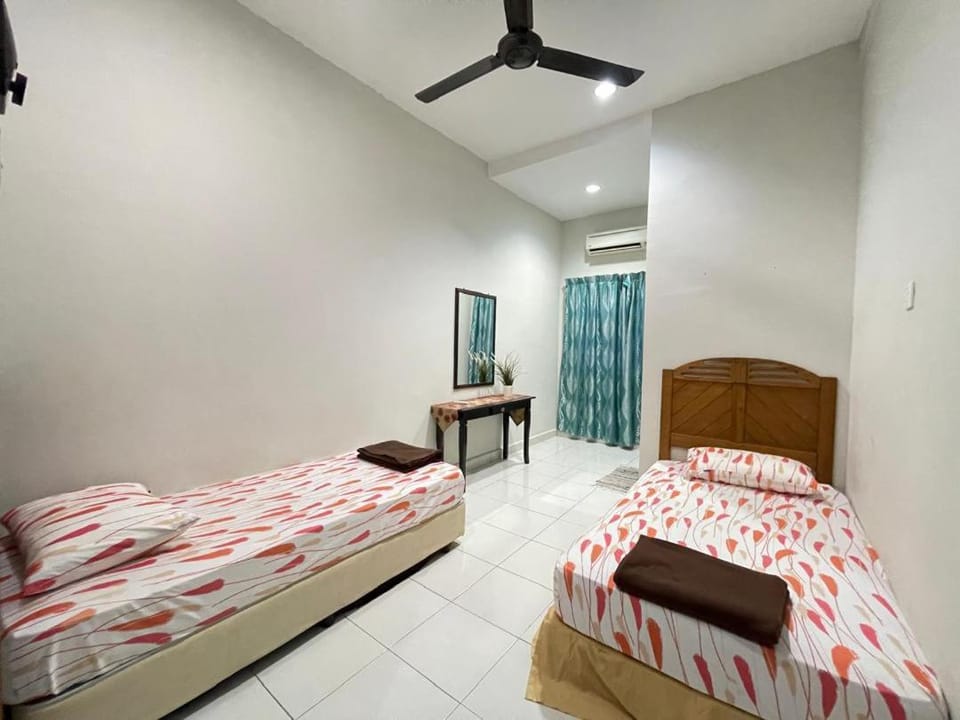 Ivana Homestay UNIT A House in Terengganu, Malaysia