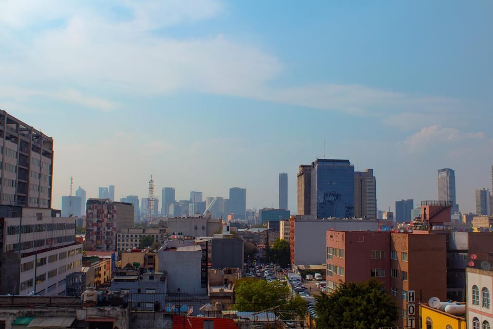 Departamento en Izazaga cerca del Zocalo-CDMX 5 personas Apartment in Mexico City