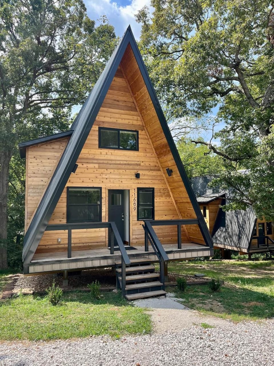 White Oak Haven-Cozy Forest A-frame near Bentonville House in Rogers
