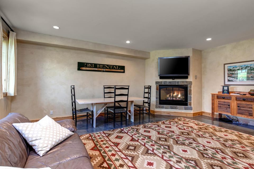 Abode at Skyline House in Wyoming