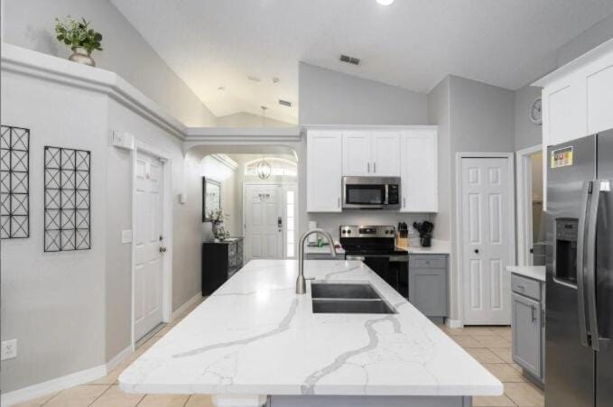 Kitchen or kitchenette, dishwasher, oven, stove