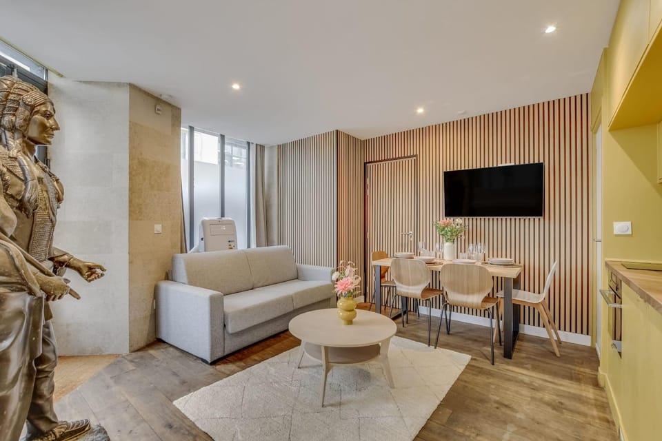 The Musical Treasure - 4P - Montparnasse station Apartment in Paris