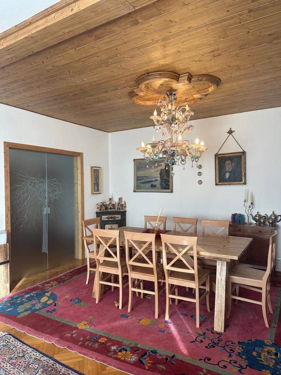 Living room, Dining area