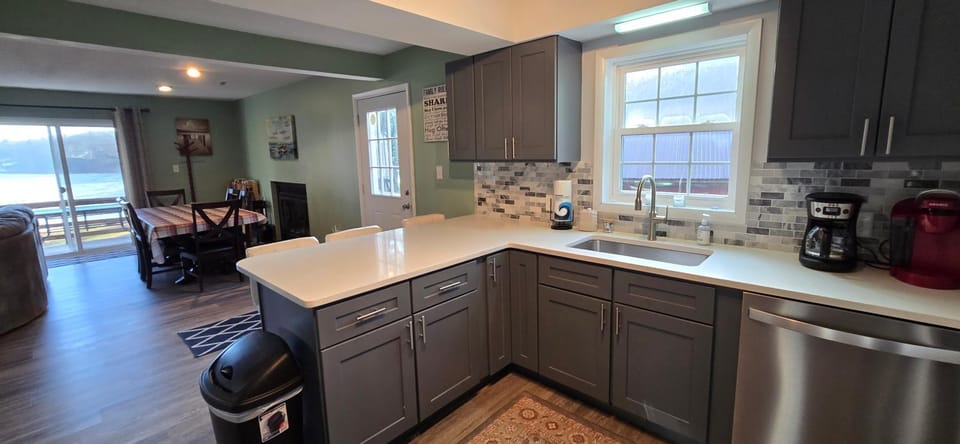 October Moon- Lakefront Pet-Friendly Home with Dock in Deep Creek Lake (Near Wisp Resort) House in Deep Creek Lake