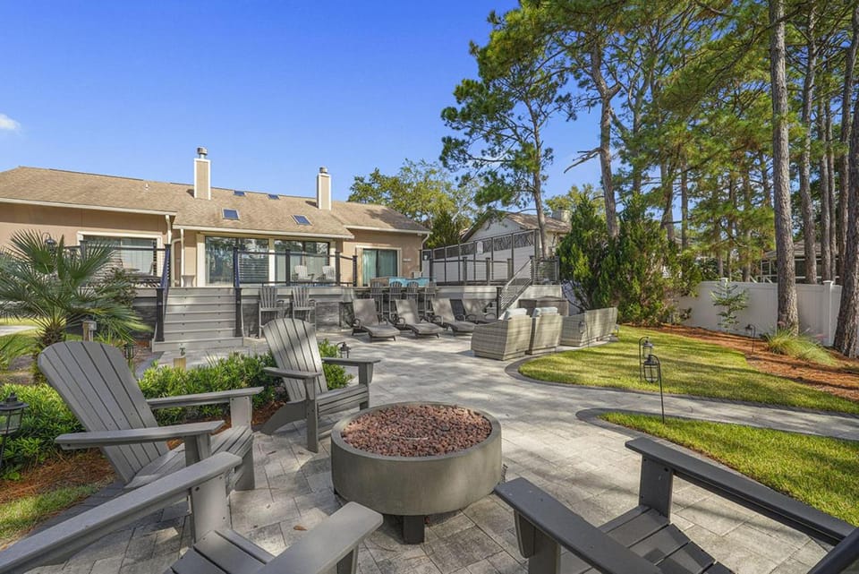 Coastal Soul - Secluded Lakefront Home with Private Pool Area & Golf Cart House in Miramar Beach